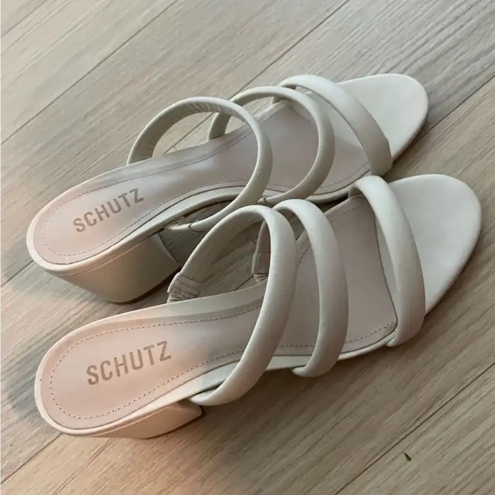 Beige / cream block heel
